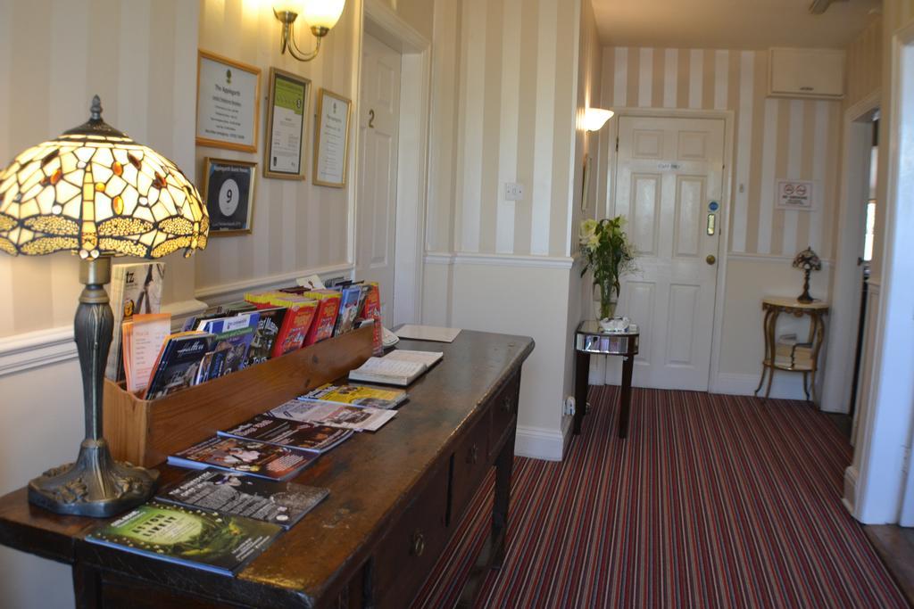 Applegarth Guest House Stratford-upon-Avon Extérieur photo